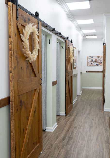 chiropractor patient rooms